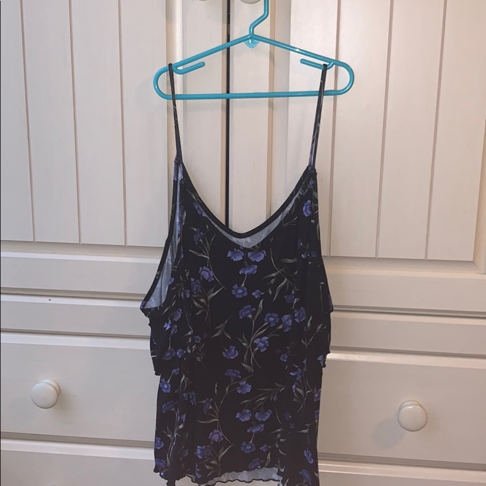 american eagle outfitter top!